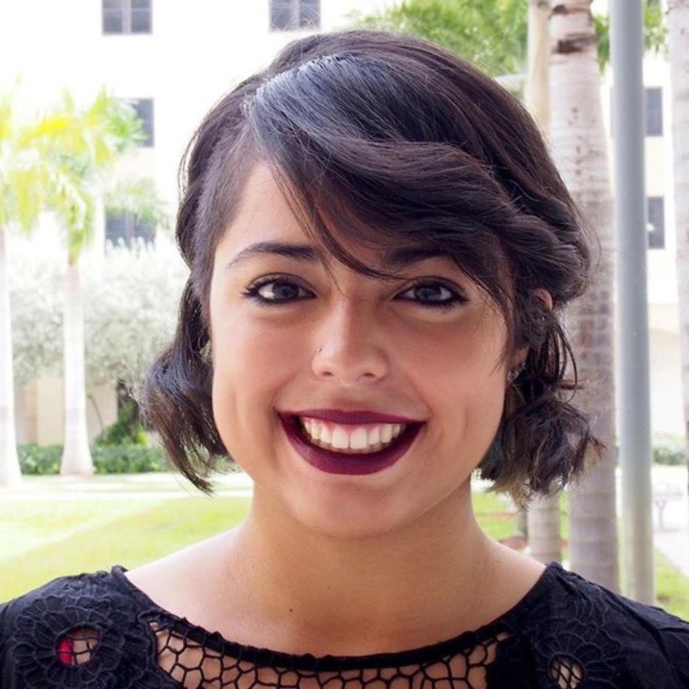 Meet your Posher, Daniela